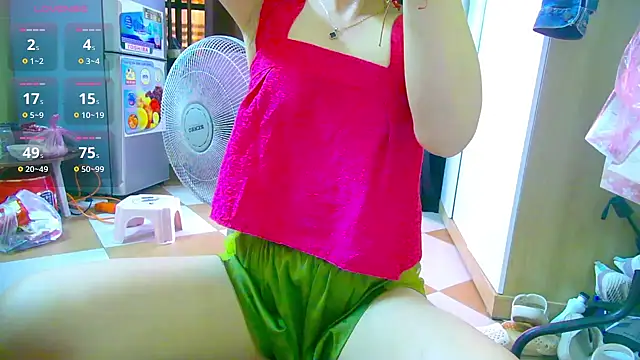 Snapshot of Love_making chatting on 09-23-25, 02:36 Love making online show from 09-23-25, 02:36