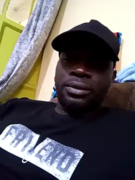 Snapshot of ClinDi chatting on 12-22-24, 12:16 ClinDi online show from 12-22-24, 12:16