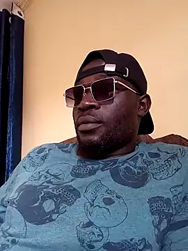 Snapshot of ClinDi chatting on 01-04-25, 08:06 ClinDi online show from 01-04-25, 08:06