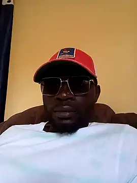 Snapshot of ClinDi chatting on 01-04-25, 12:59 ClinDi online show from 01-04-25, 12:59