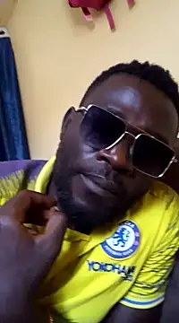 Snapshot of ClinDi chatting on 01-11-25, 10:51 ClinDi online show from 01-11-25, 10:51