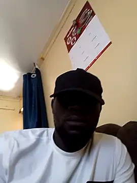 Snapshot of ClinDi chatting on 02-21-25, 11:22 ClinDi online show from 02-21-25, 11:22