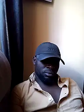 Snapshot of ClinDi chatting on 03-07-25, 12:01 ClinDi online show from 03-07-25, 12:01