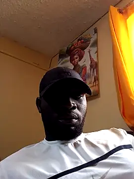 Snapshot of ClinDi chatting on 03-10-25, 10:26 ClinDi online show from 03-10-25, 10:26