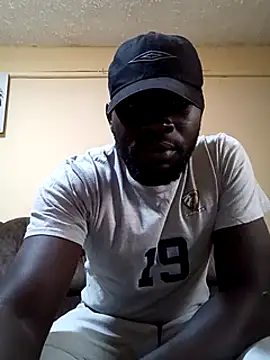 Snapshot of ClinDi chatting on 03-13-25, 12:56 ClinDi online show from 03-13-25, 12:56