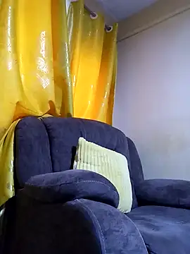 Snapshot of ClinDi chatting on 09-10-25, 01:44 ClinDi online show from 09-10-25, 01:44