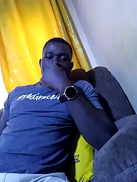 Snapshot of ClinDi chatting on 09-11-25, 02:06 ClinDi online show from 09-11-25, 02:06