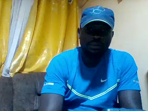 Snapshot of ClinDi chatting on 10-25-25, 04:13 ClinDi online show from 10-25-25, 04:13