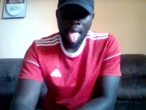 Snapshot of ClinDi chatting on 11-05-25, 02:06 ClinDi online show from 11-05-25, 02:06