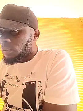 Snapshot of ClinDi chatting on 04-16-26, 08:26 ClinDi online show from 04-16-26, 08:26