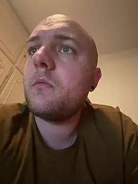 QueueFrenchie online show from 02-21-26, 08:10