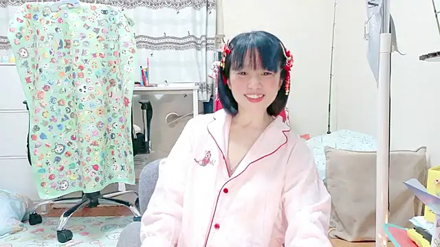renapiyon8182 online show from 06-12-26, 08:30