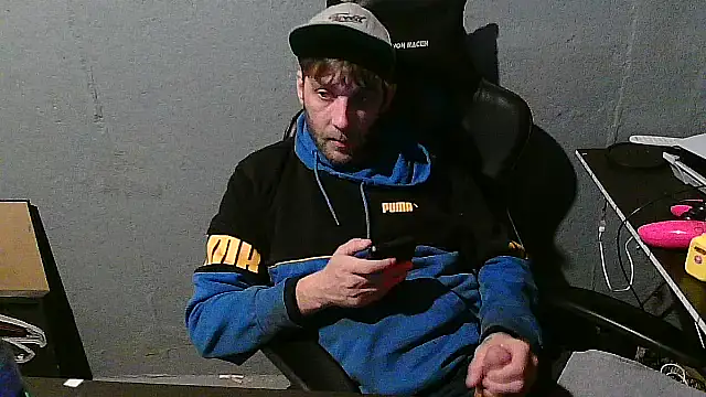 Superoz77 online show from 12-24-24, 08:44