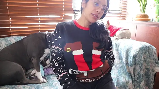 Snapshot of fergie21 chatting on 12-18-24, 02:28 fergie21 online show from 12-18-24, 02:28