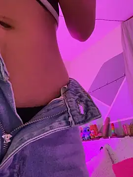 Lina10 online show from 01-18-26, 07:17