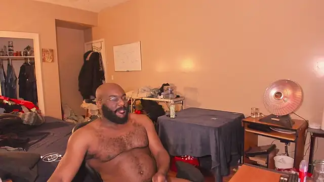 Snapshot of MrChuckDailyXXX chatting on 02-20-26, 10:16 MrChuckDailyXXX online show from 02-20-26, 10:16