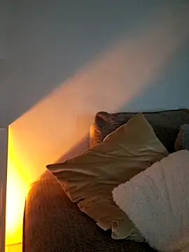 Snapshot of EileX_official chatting on 02-12-26, 07:09 EileX official online show from 02-12-26, 07:09