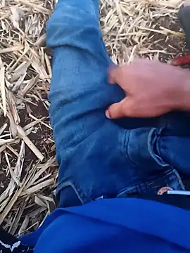 Snapshot of murokkk31 chatting on 10-19-25, 02:50 murokkk31 online show from 10-19-25, 02:50