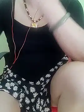 Snapshot of Hangem111 chatting on 03-12-26, 06:30 Hangem111 online show from 03-12-26, 06:30