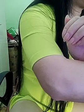 Snapshot of Hangem111 chatting on 03-18-26, 02:26 Hangem111 online show from 03-18-26, 02:26