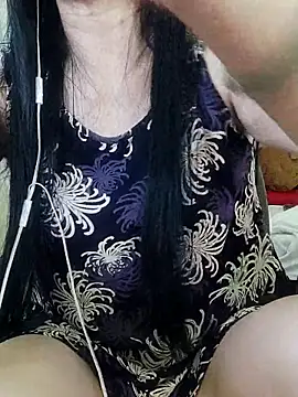 Snapshot of Hangem111 chatting on 03-22-26, 03:54 Hangem111 online show from 03-22-26, 03:54