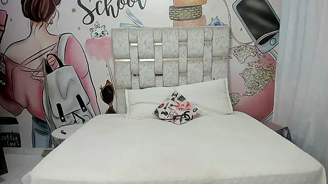 EMMA SWEETT1 online show from 01-08-25, 12:37