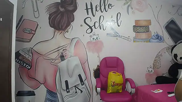 EMMA SWEETT1 online show from 09-24-25, 12:30