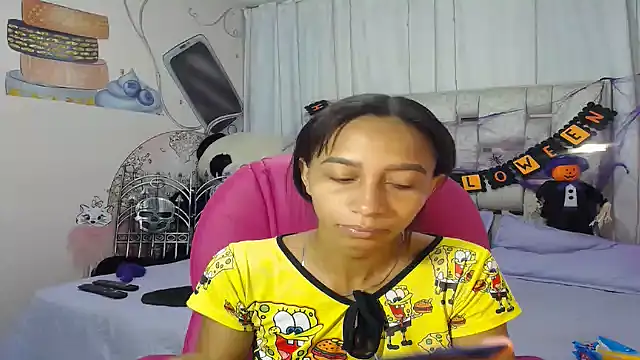 EMMA SWEETT1 online show from 10-08-25, 12:36