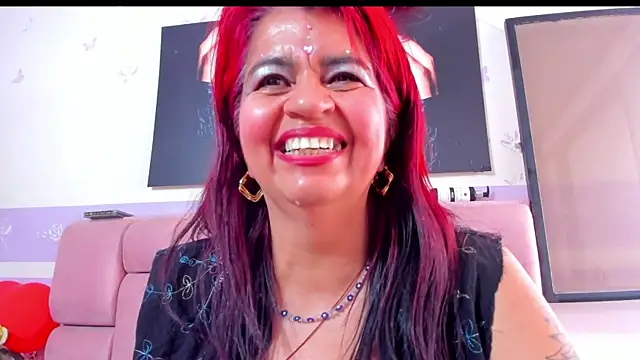 Snapshot of RoxetteMature chatting on 02-25-25, 02:54 RoxetteMature online show from 02-25-25, 02:54