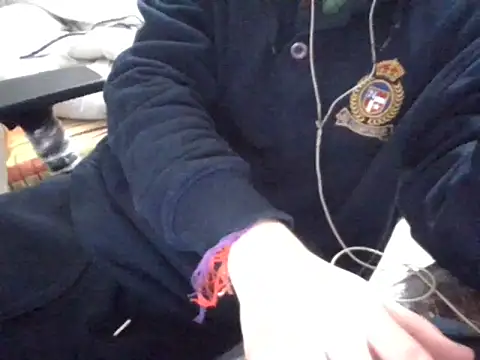 Snapshot of raka120294 chatting on 12-26-24, 07:27 raka120294 online show from 12-26-24, 07:27