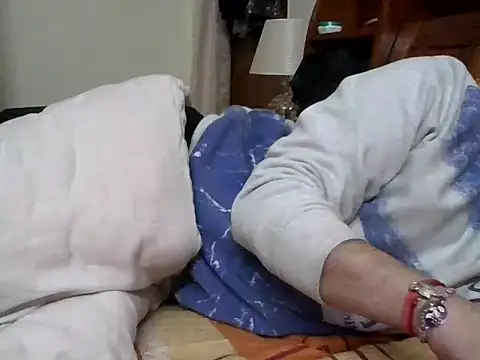 Snapshot of raka120294 chatting on 01-19-25, 06:43 raka120294 online show from 01-19-25, 06:43