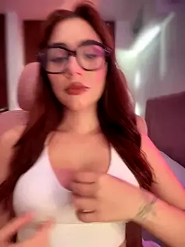 veronicaapink online show from 10-26-25, 08:48