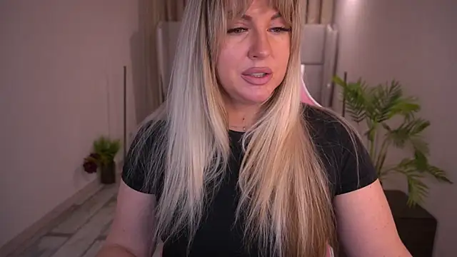 KiraCandyS online show from 01-26-25, 08:45