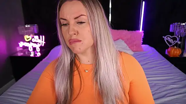 KiraCandyS online show from 11-08-25, 11:14