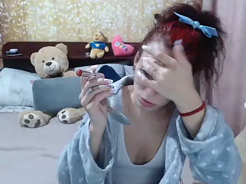 Emmatoo online show from 02-20-25, 05:51