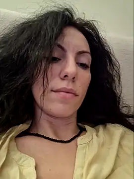 Emmatoo online show from 12-18-25, 12:49