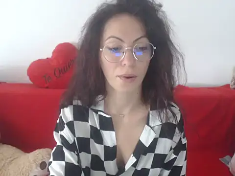 Emmatoo online show from 05-08-26, 11:48