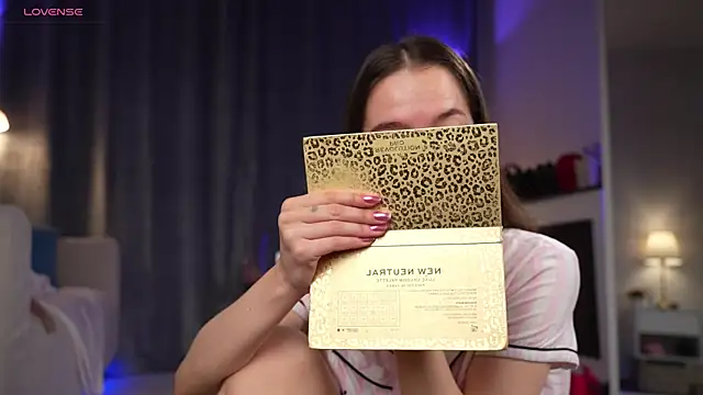 Amely Young online show from 10-11-25, 12:43