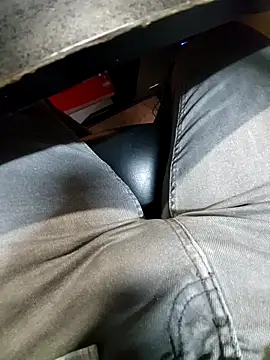 Juanpohot online show from 02-14-25, 05:14