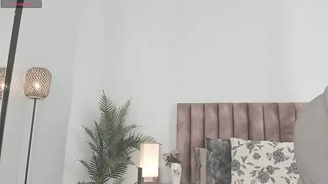 celestica rose online show from 07-10-26, 10:56