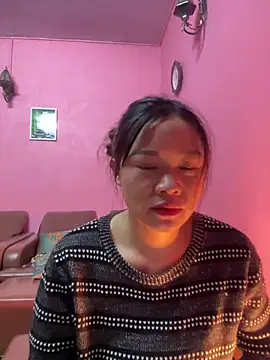 Snapshot of Hellen_111 chatting on 12-23-24, 02:50 Hellen 111 online show from 12-23-24, 02:50