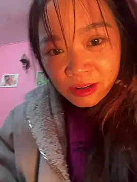 Snapshot of Hellen_111 chatting on 01-10-25, 09:02 Hellen 111 online show from 01-10-25, 09:02