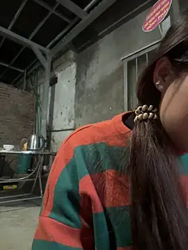 Snapshot of Hellen_111 chatting on 01-14-25, 10:06 Hellen 111 online show from 01-14-25, 10:06