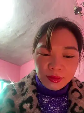 Snapshot of Hellen_111 chatting on 01-16-25, 10:32 Hellen 111 online show from 01-16-25, 10:32