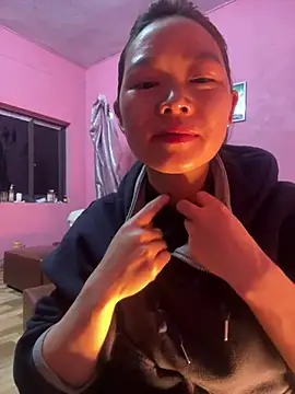 Snapshot of Hellen_111 chatting on 02-26-25, 02:03 Hellen 111 online show from 02-26-25, 02:03