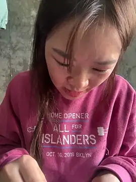 Snapshot of Hellen_111 chatting on 02-28-25, 08:53 Hellen 111 online show from 02-28-25, 08:53