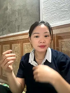 Snapshot of Hellen_111 chatting on 10-24-25, 05:48 Hellen 111 online show from 10-24-25, 05:48