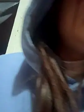 Snapshot of Hellen_111 chatting on 12-05-25, 09:18 Hellen 111 online show from 12-05-25, 09:18