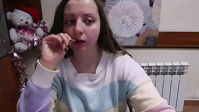 Snapshot of _Annabelle_Lee chatting on 12-07-24, 01:29 Annabelle Lee online show from 12-07-24, 01:29