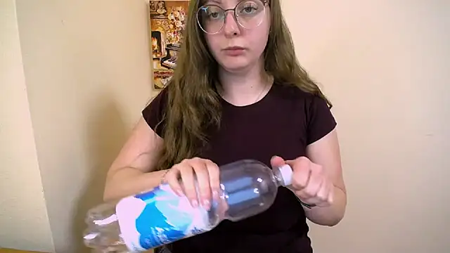 Snapshot of _Annabelle_Lee chatting on 02-04-25, 01:16 Annabelle Lee online show from 02-04-25, 01:16